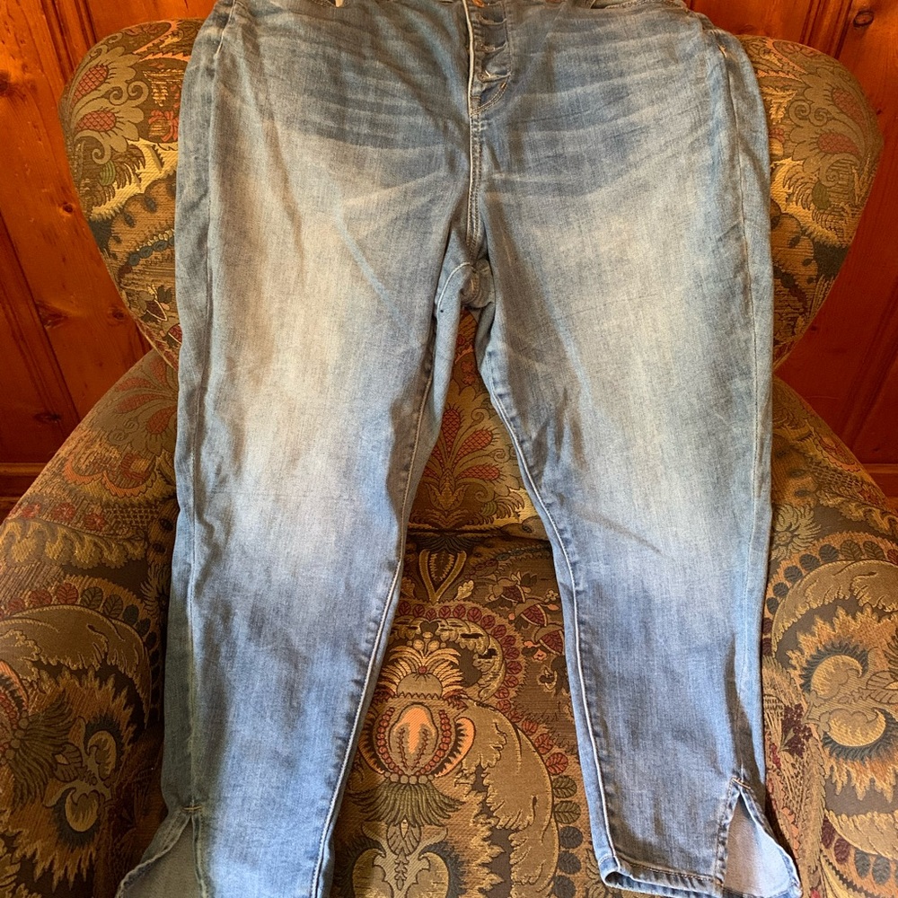 American Eagle skinny jeans